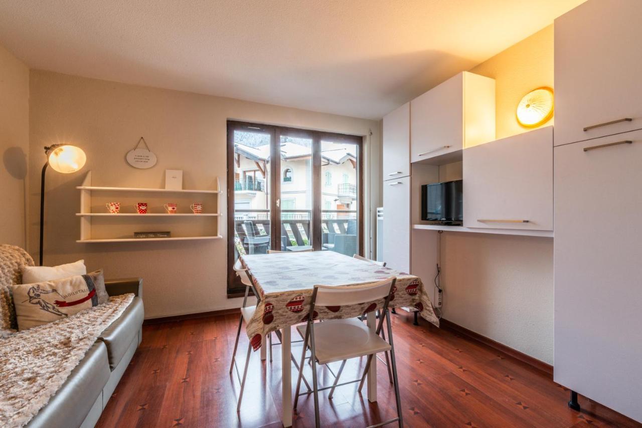 Ferienwohnung Vue Magique En Hypercentre Avec Parking Privatif Chamonix Exterior foto