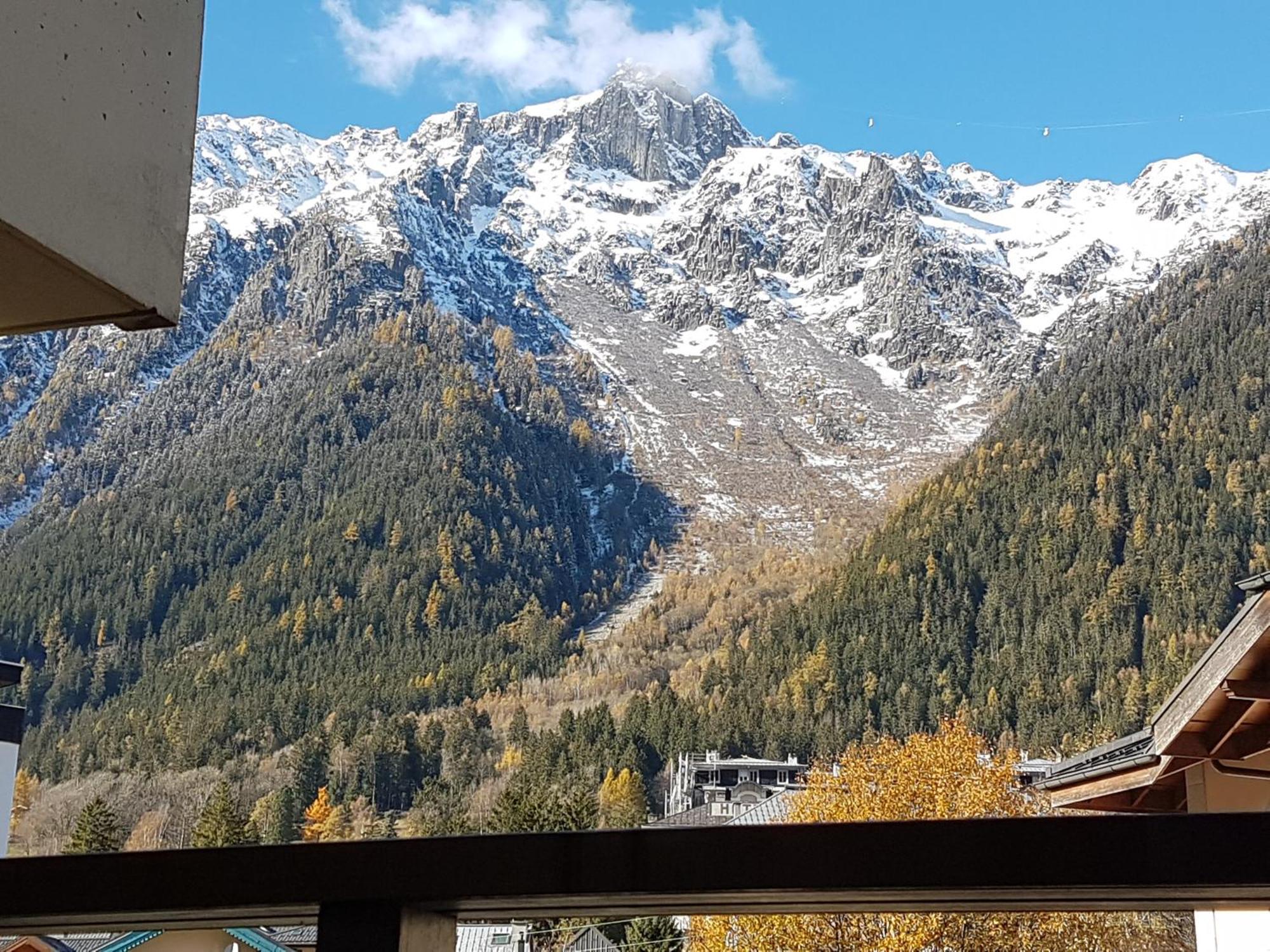 Ferienwohnung Vue Magique En Hypercentre Avec Parking Privatif Chamonix Exterior foto